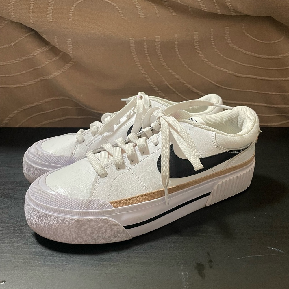 Nike Court Legacy Lift platform sneakers - Picture 2 of 6